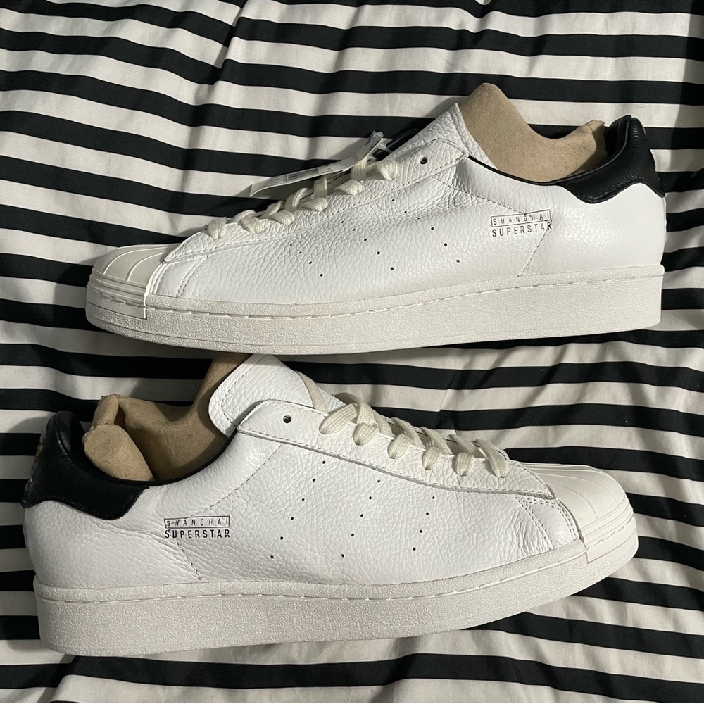 New with tags adidas shangai super star size mens 13